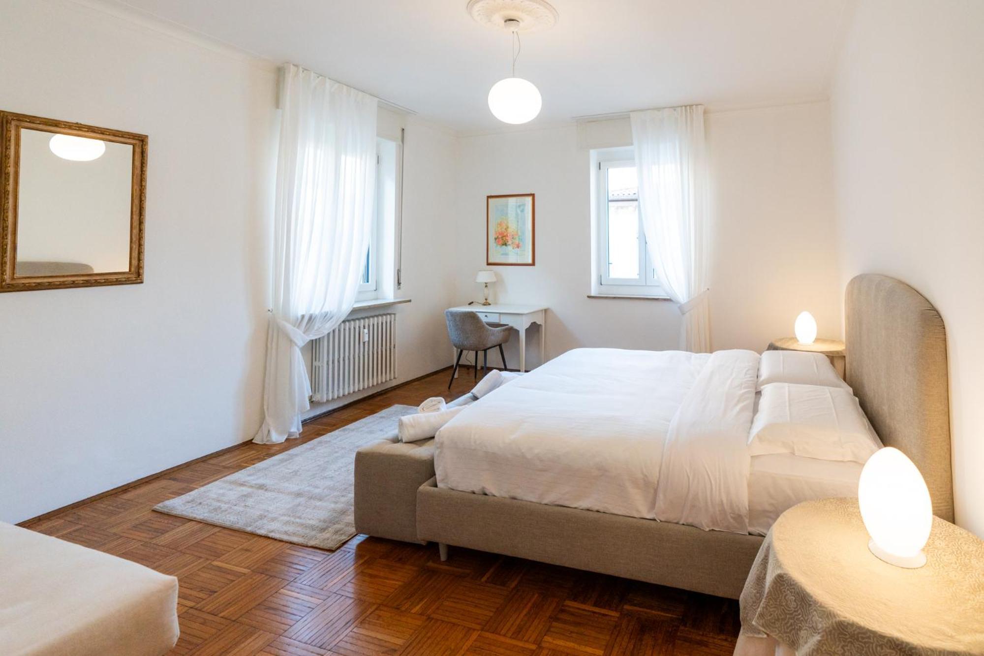 Domus Verona - Elegante Residenza Con Affaccio Su Porta Leoni Room photo